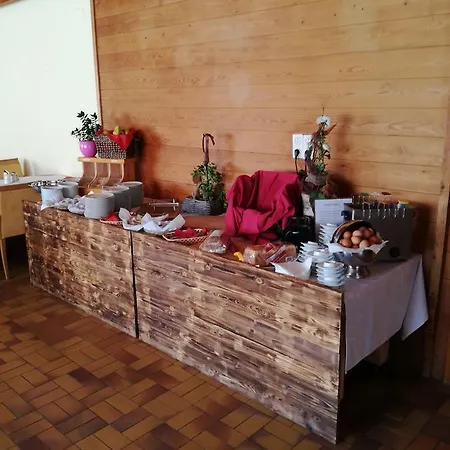 Gasthof Zillertalerhof Hotel